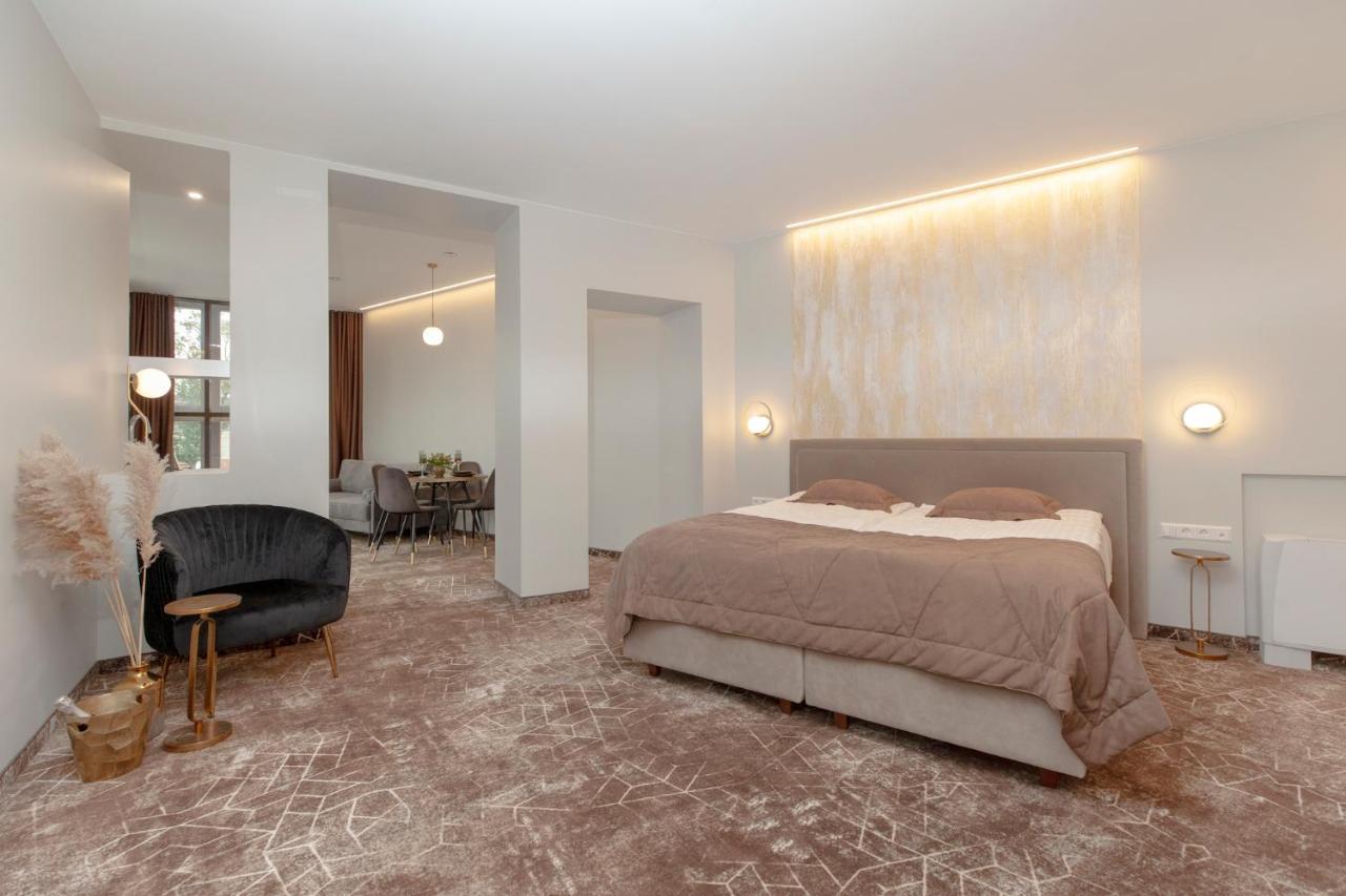 Old Mill Comfort Κλαϊπέντα Εξωτερικό φωτογραφία